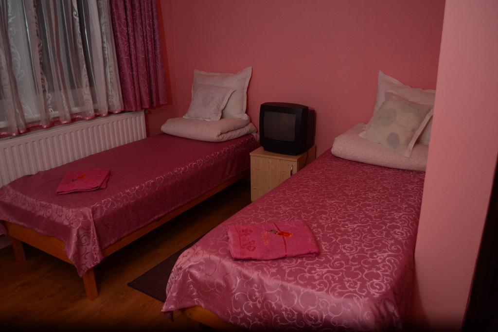 Ersa Panzio Bisericani (Harghita) Quarto foto