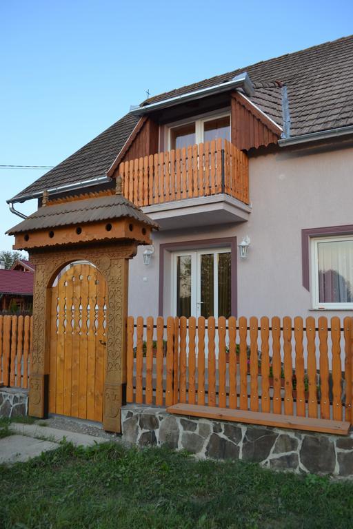 Ersa Panzio Bisericani (Harghita) Exterior foto